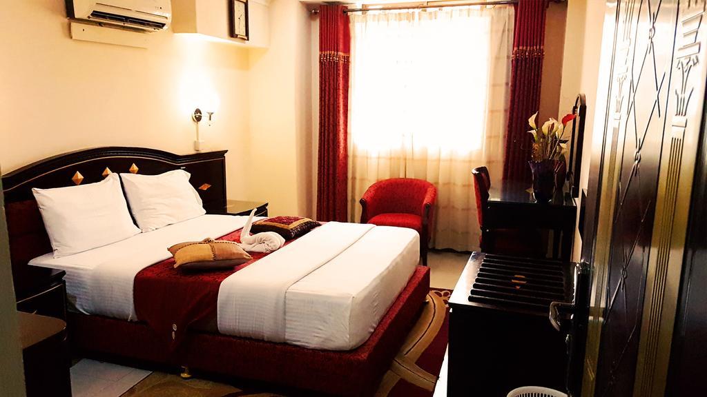 Urban Rose & 3* Dar es Salaam